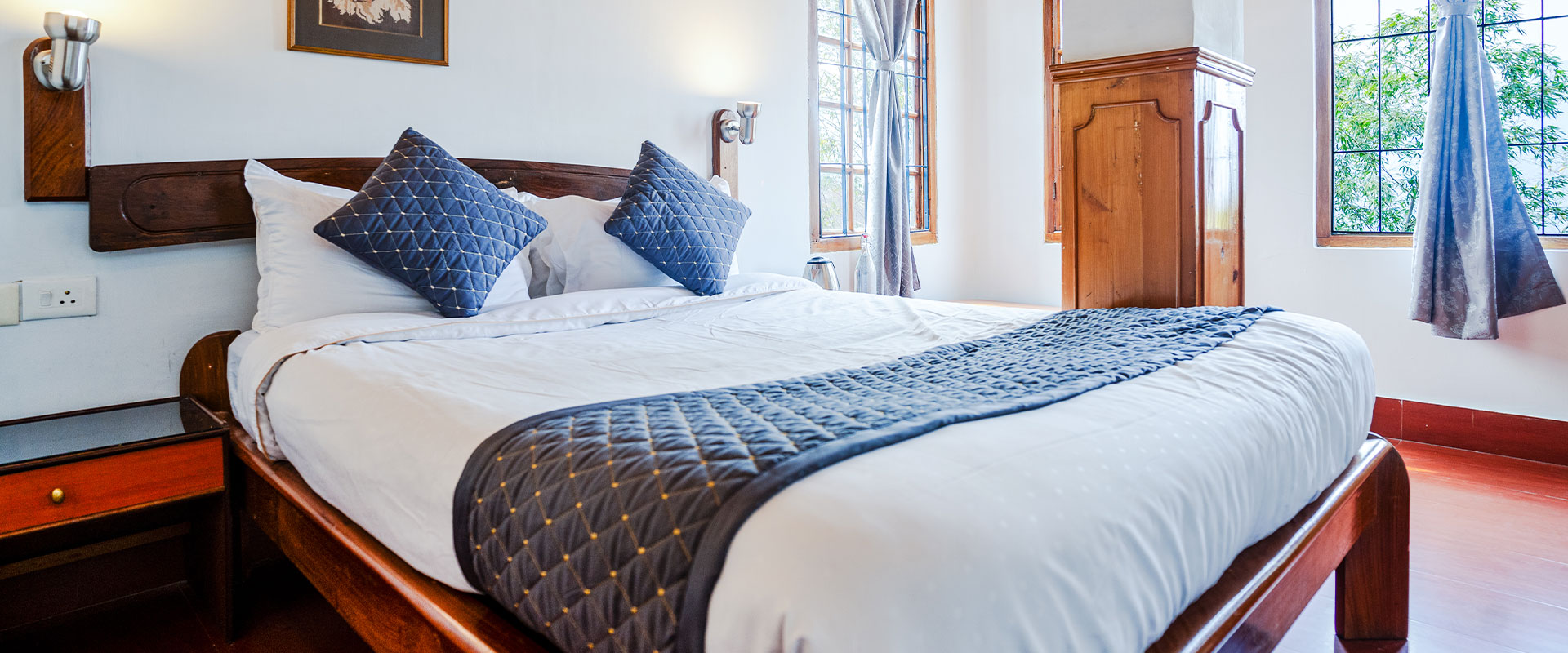 Executive King Mountain View Room With Balcony